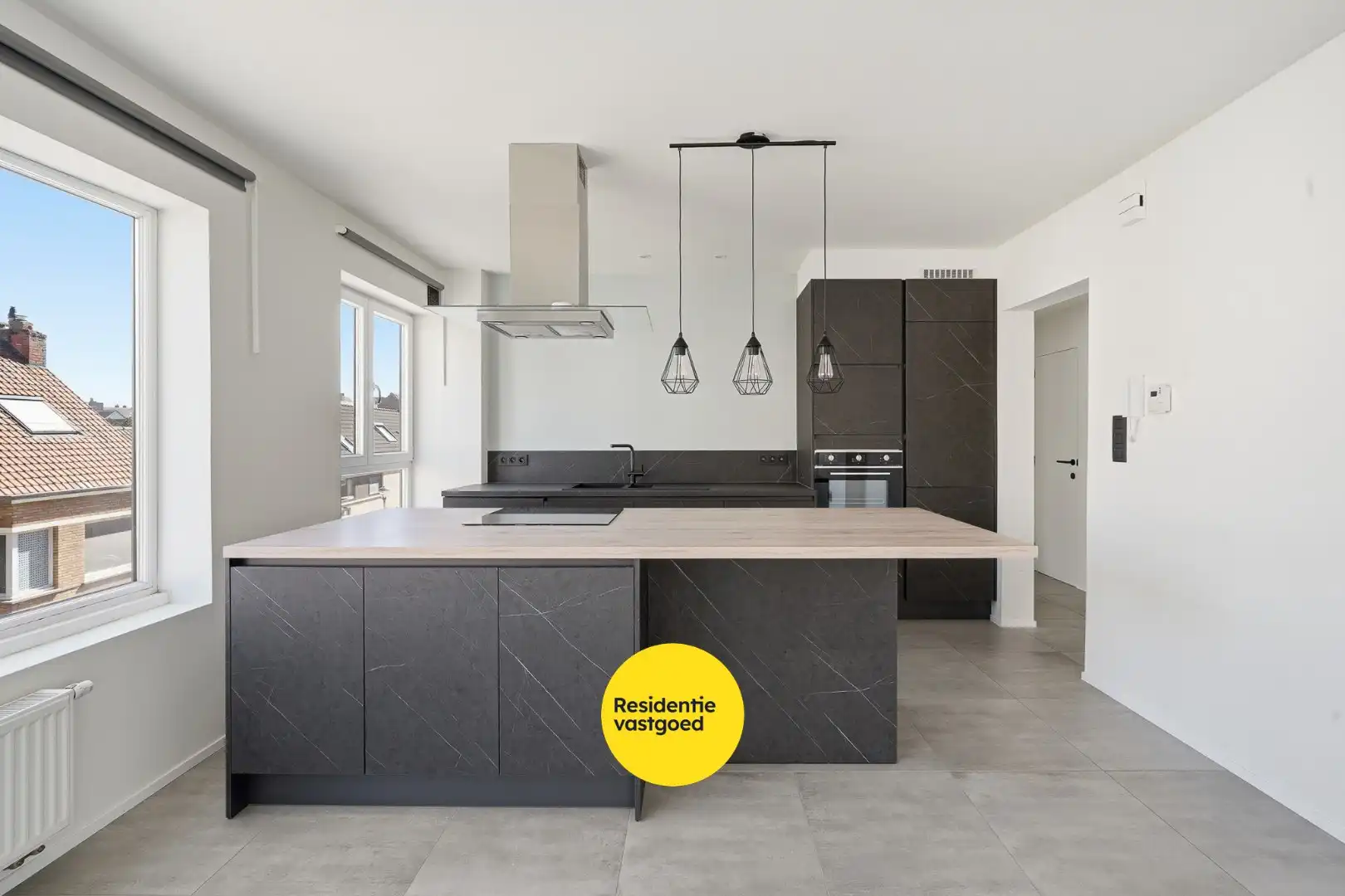 Instapklaar, energiezuinig appartement op topligging in Mariakerke (Oostende) foto 6