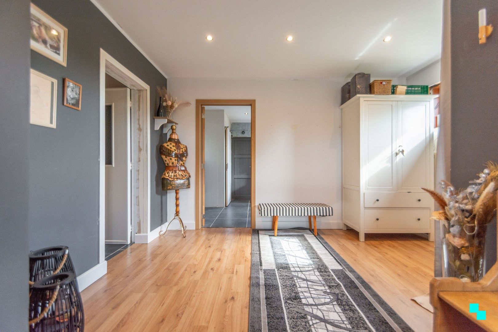 Ruime woning nabij de Makegemse bossen foto 18