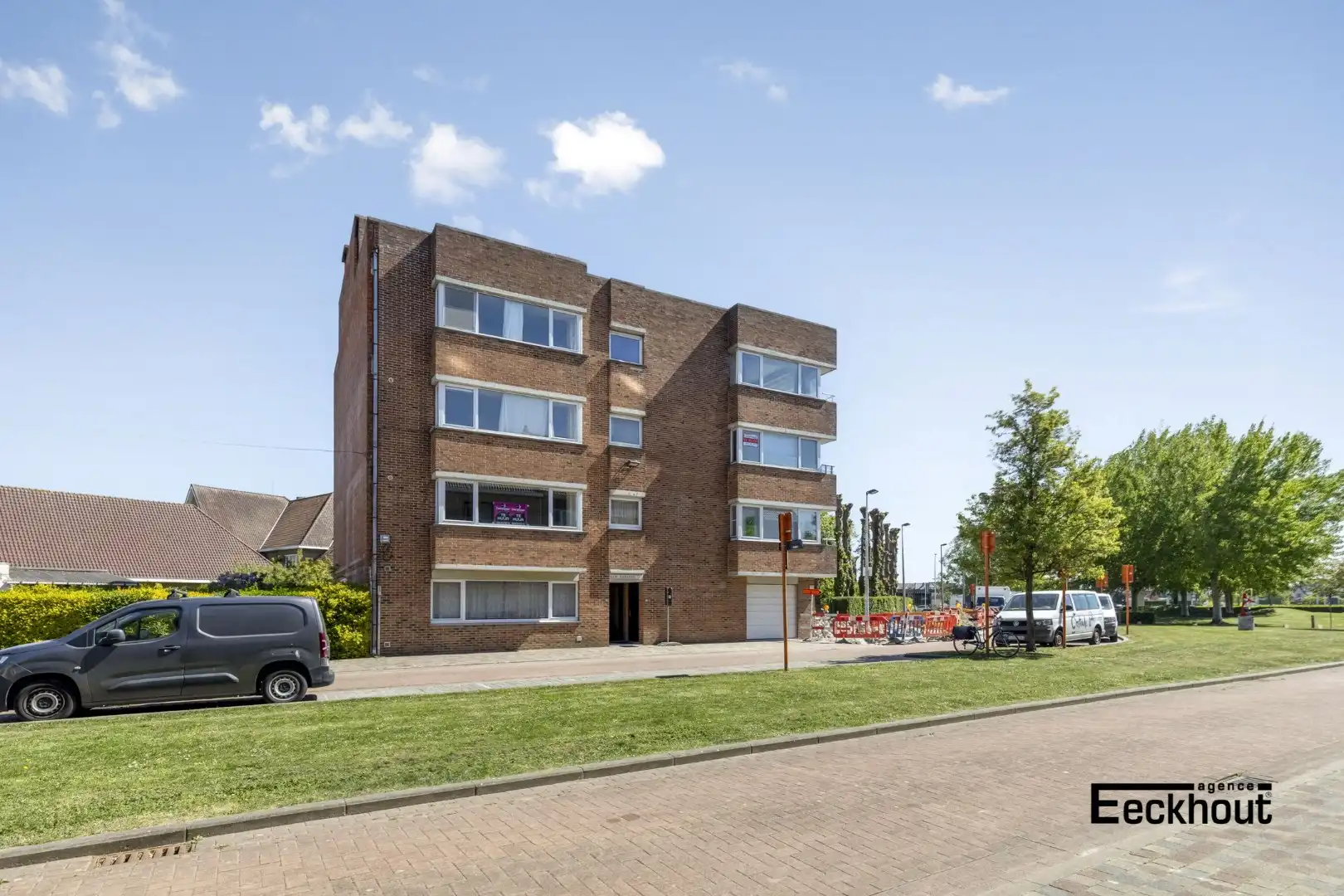 Appartement met terras en open zicht in Oostende met garage. foto 3