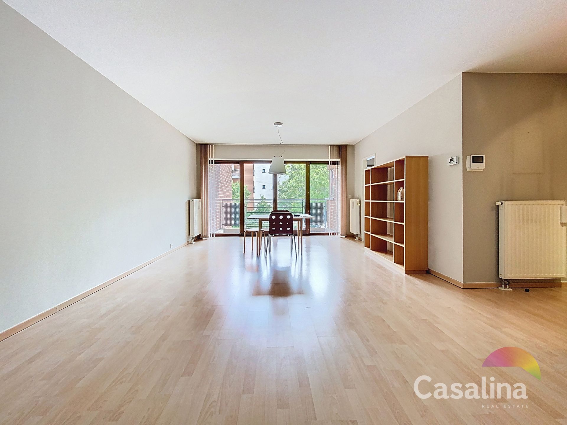 Een ruim en lichtrijk appartement van 94m² + autostaanplaats foto 2