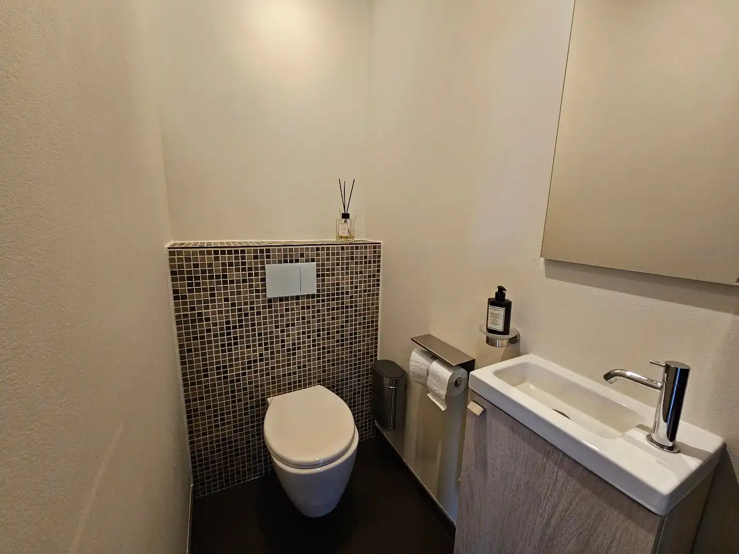 Prachtige, instapklare woning met 6 slaapkamers en ruime tuin. foto 14