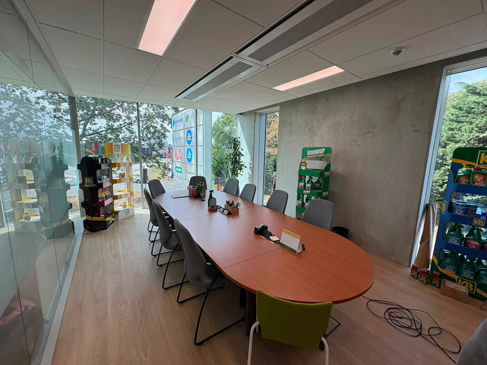 Moderne kantoorruimte 445 m² op toplocatie E17 in Lokeren foto 21