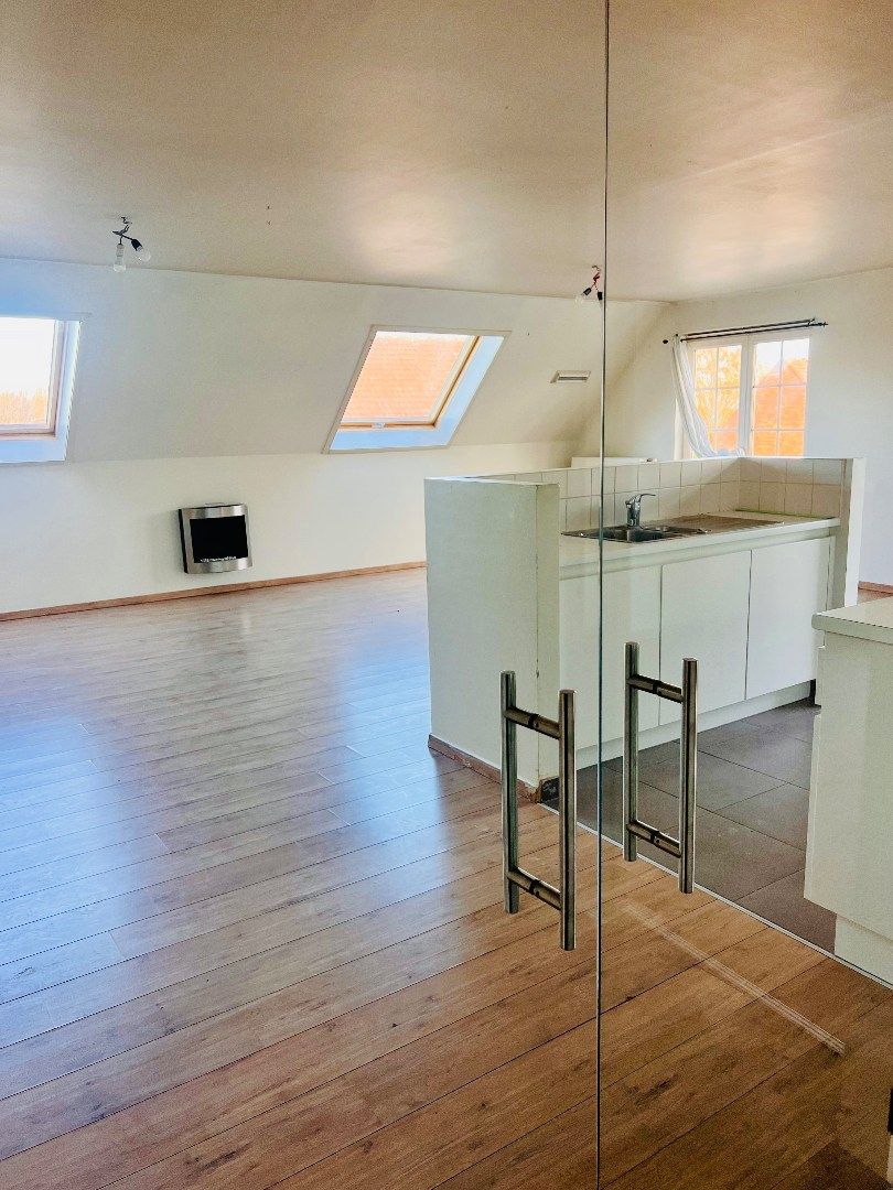 2 slpk appartement met terras en garage foto 3