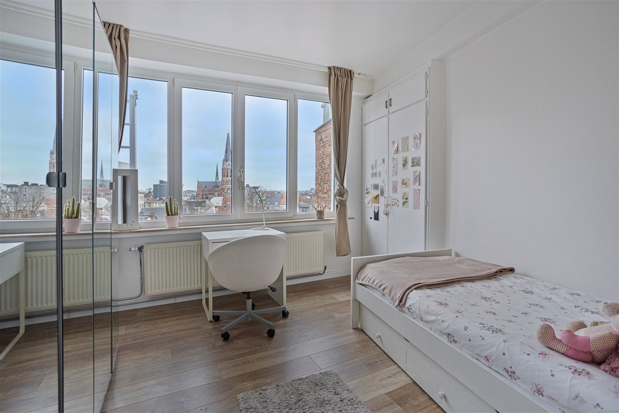 Appartement met 3 slaapkamers en terras op een centrale locatie foto 10