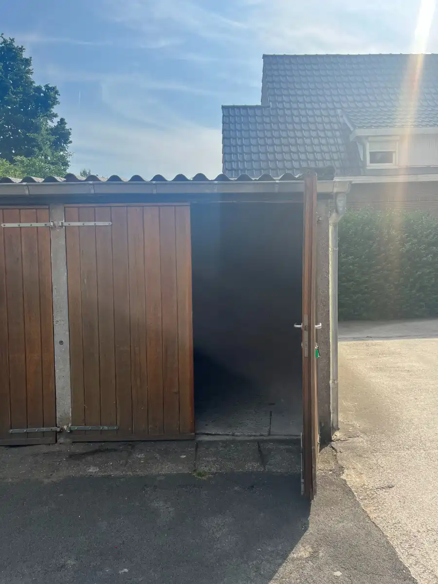 Afgesloten garages te koop foto 8