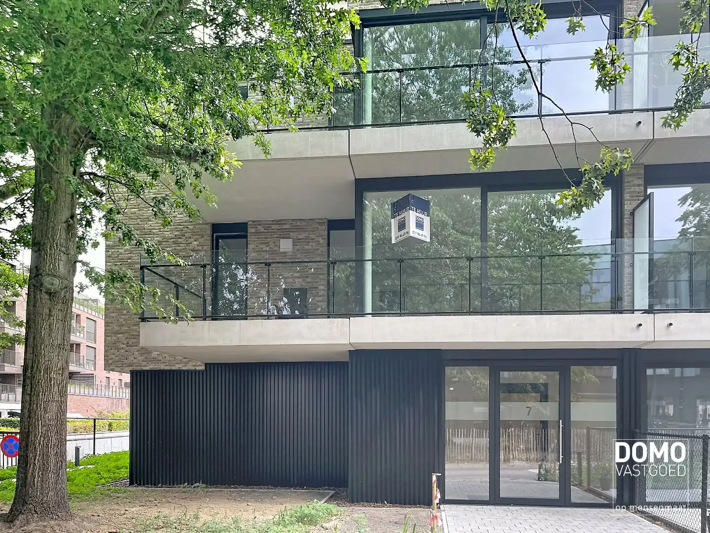 NIEUWBOUWAPPARTEMENT MET 2 SLAAPKAMERS EN TERRAS IN HET CENTRUM VAN HASSELT foto 9