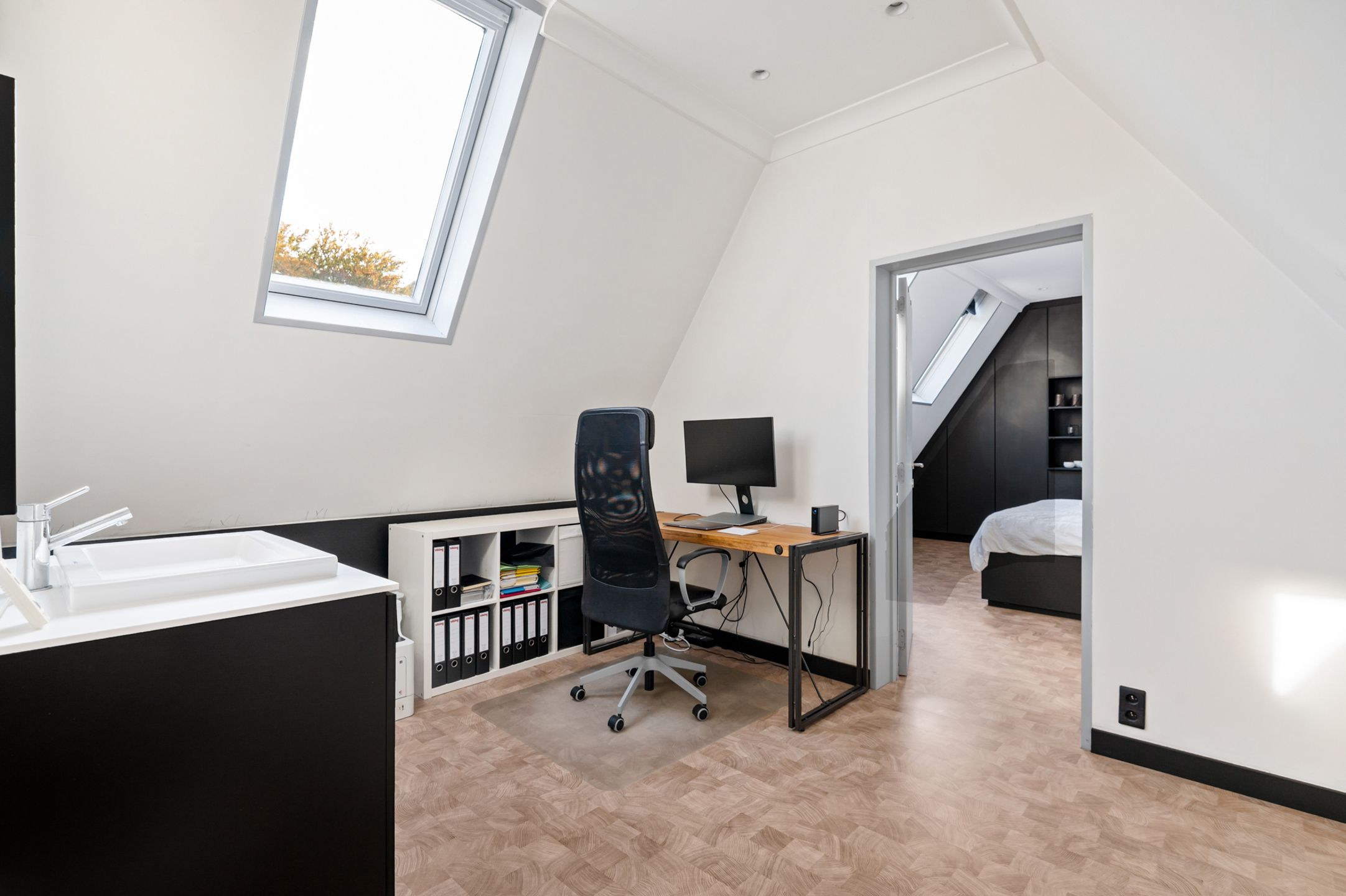 Knap gerenoveerde, energiezuinige woning (open bebouwing) foto 19