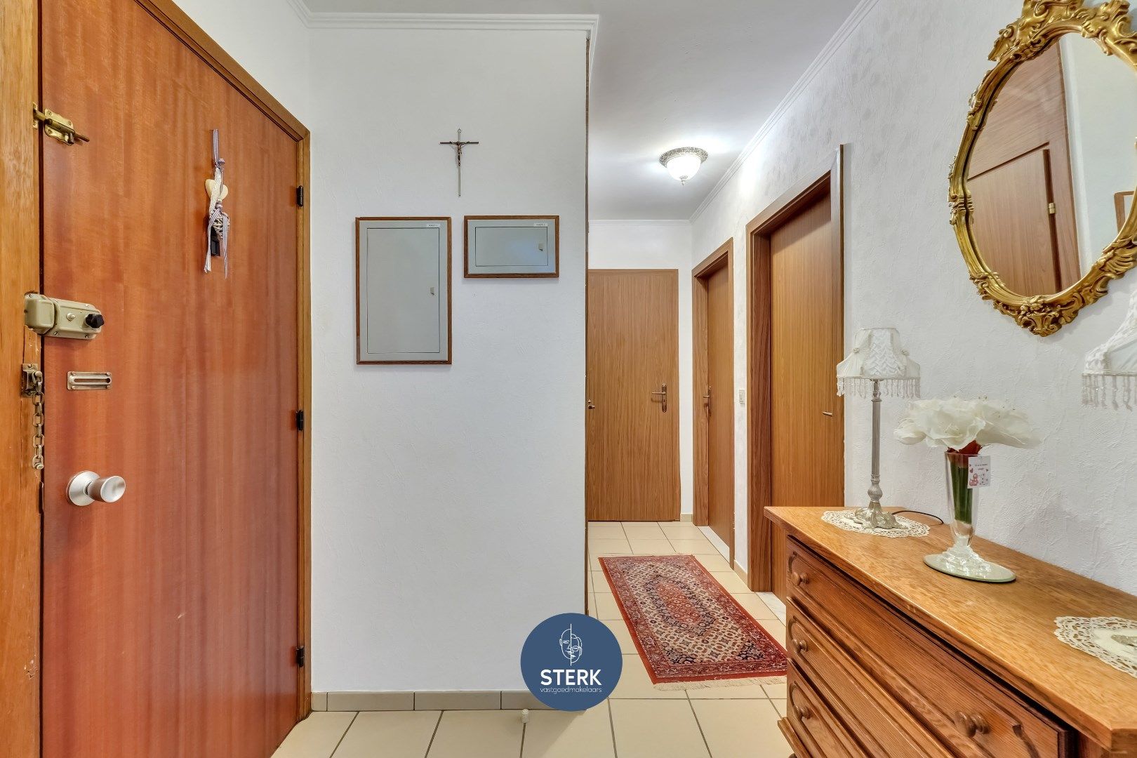 IDEAAL APPARTEMENT ALS INVESTERING OP EEN TOPLOCATIE IN CENTRUM LANAKEN ! foto 6
