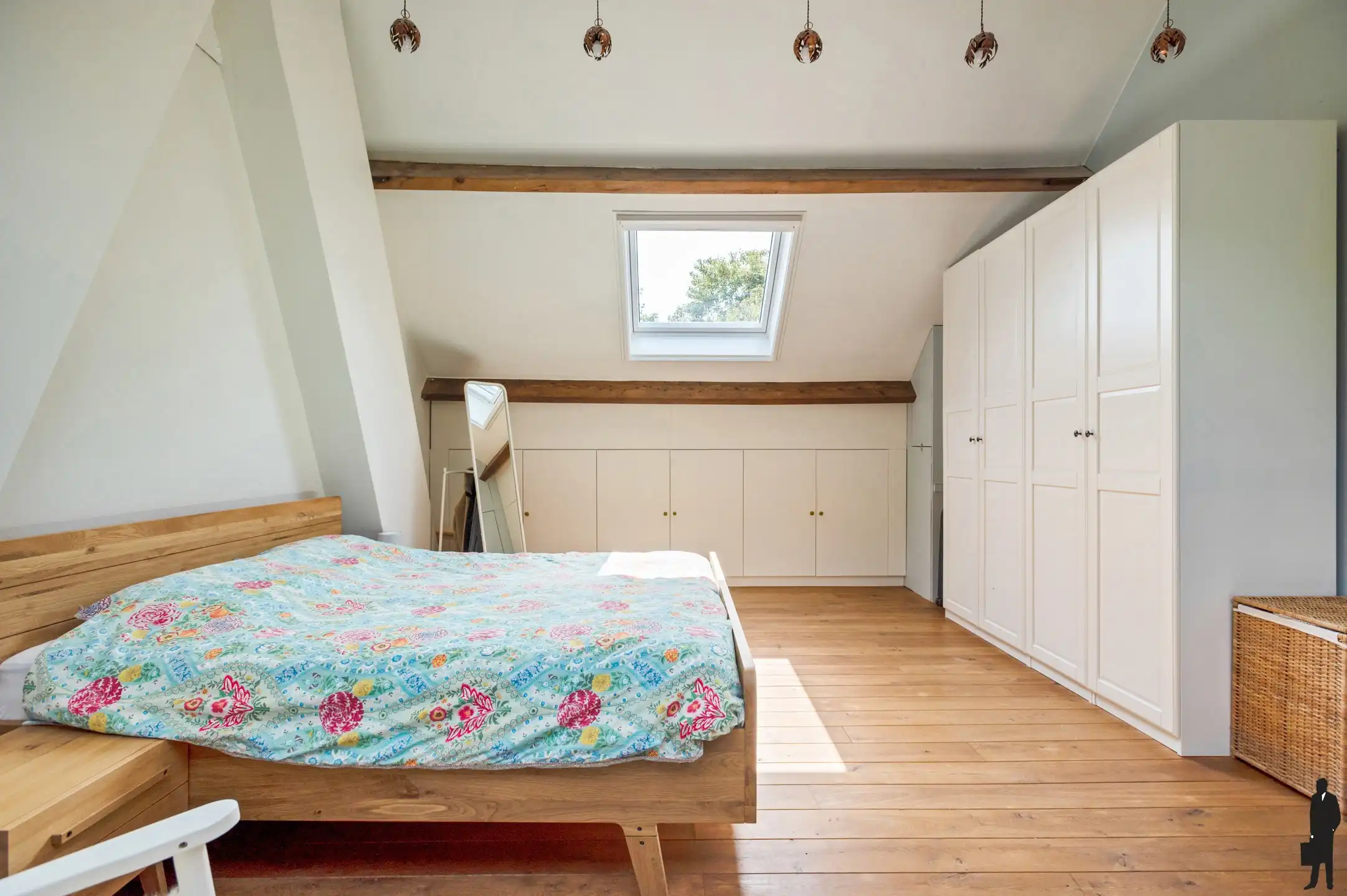 Instapklare charmante woning met ingericht bijgebouw foto 21