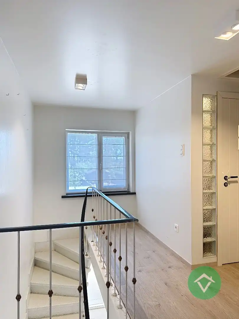 Instapklare woning met 3 slaapkamers en tuin te Eernegem  foto 22