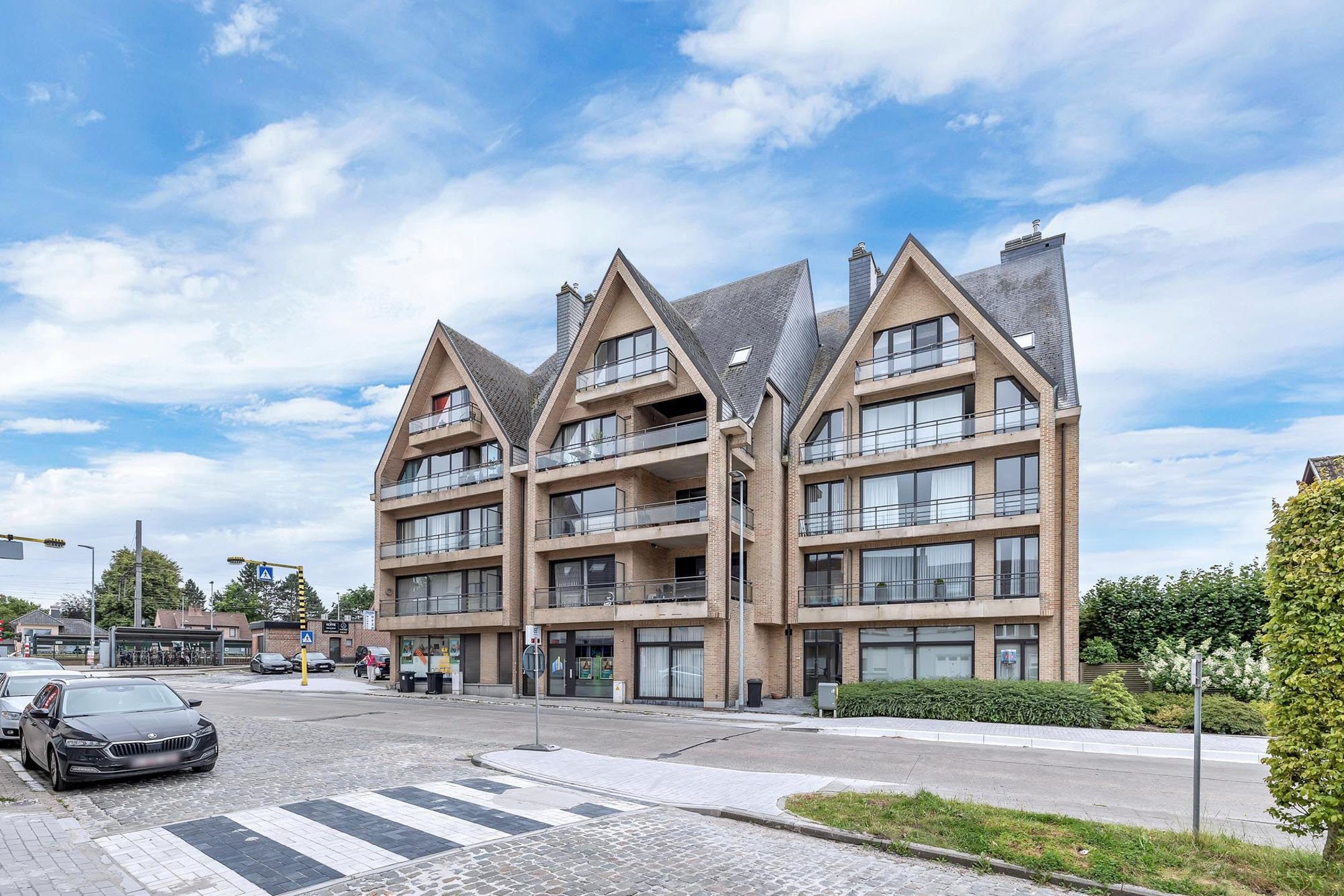 Gerenoveerd appartement met twee slaapkamers foto 21