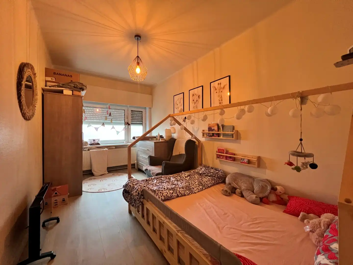 🏡 Halfopen woning met ruime tuin en garage te huur in Lievegem foto 13