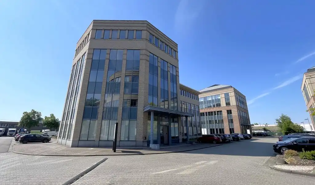 Ingedeelde kantoorruimte te huur vlakbij afrit E19 Mechelen foto 13