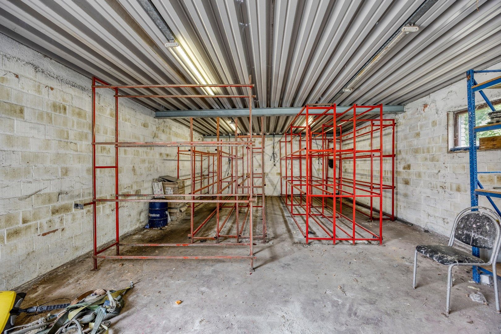 Reusachtige open bebouwing met werkplaats en magazijn! foto 23