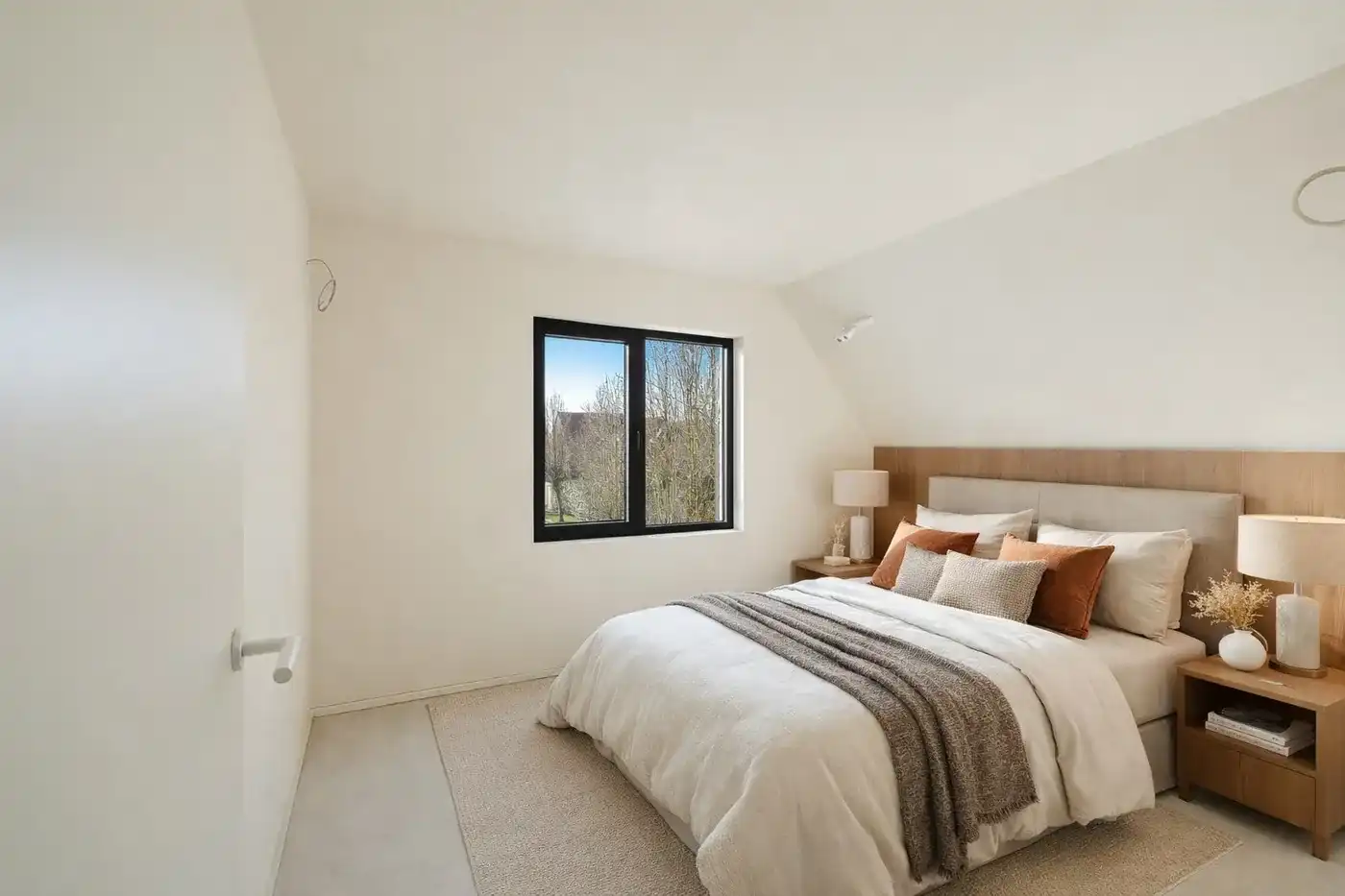 Alleenstaande en luxueus gerenoveerde villa op een rustige en residentiële ligging in Knokke foto 31
