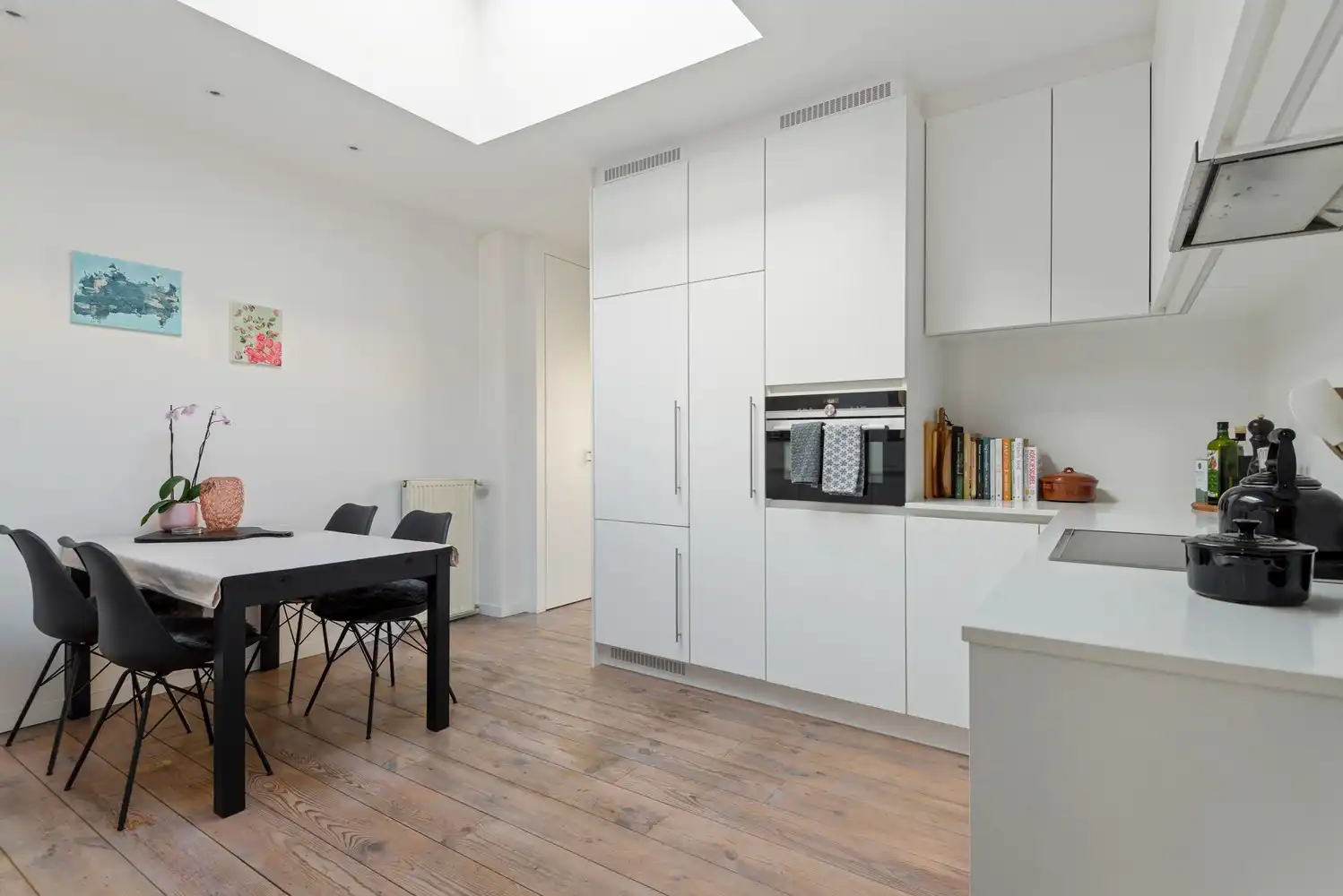 Gezellige gerenoveerde woning met 2 slaapkamers en een charmante tuin in Schoten! foto 9