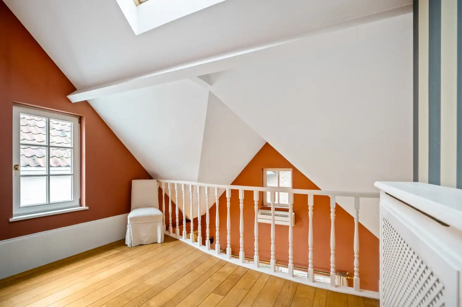 Charmante woning met 2 slaapkamers, 2 badkamers en een ruime woonkamer op toplocatie in centrum Lier foto 10