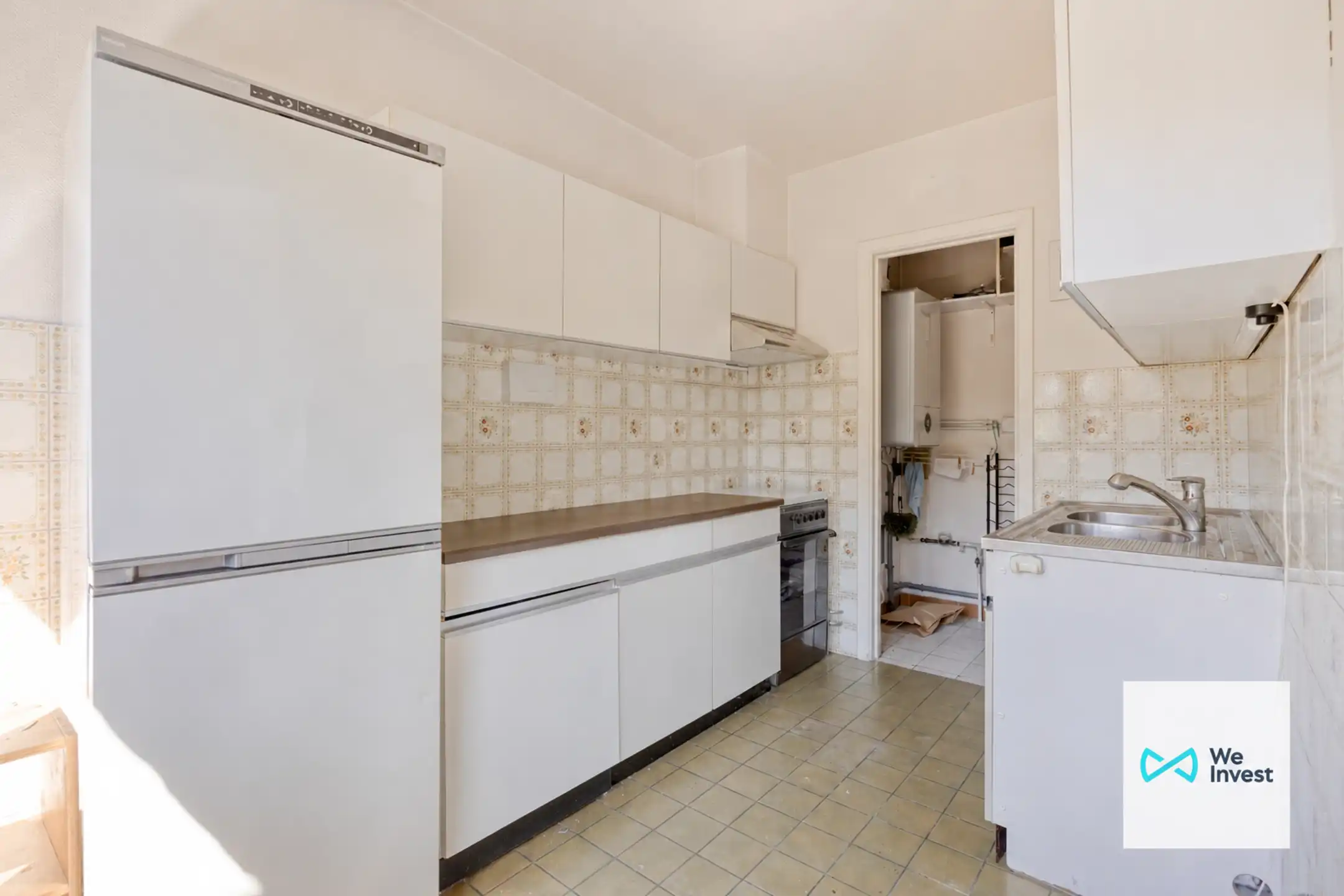 Ruim 2-slaapkamerappartement met balkon en binnenstaanplaats foto 6