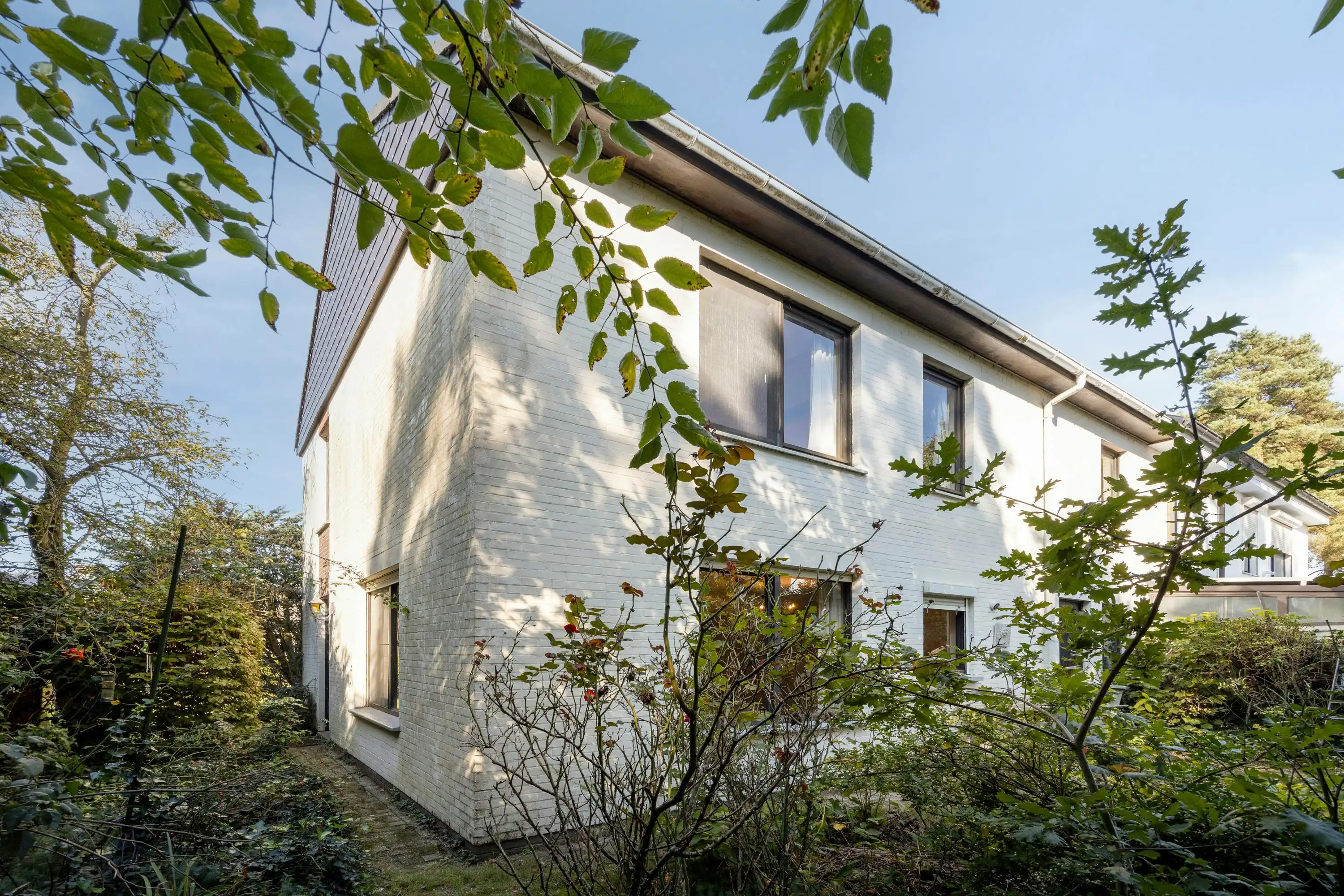 Goed gelegen, te renoveren huis te koop in Lichtaart foto 26