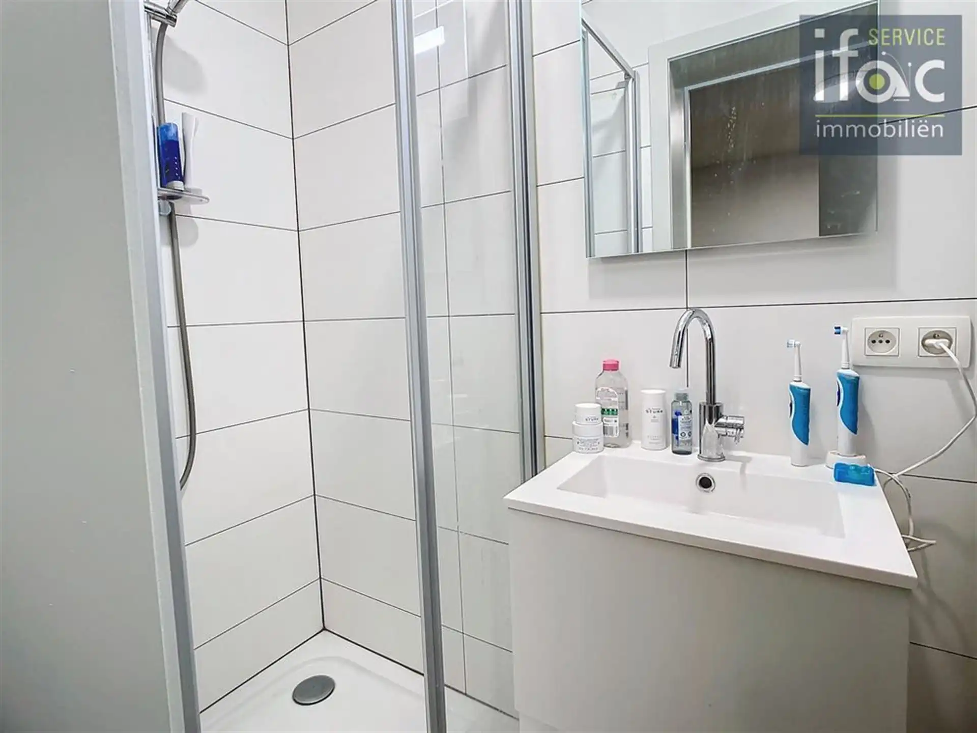 Opbrengsteigendom - Luxe studentenkamers en studio foto 12