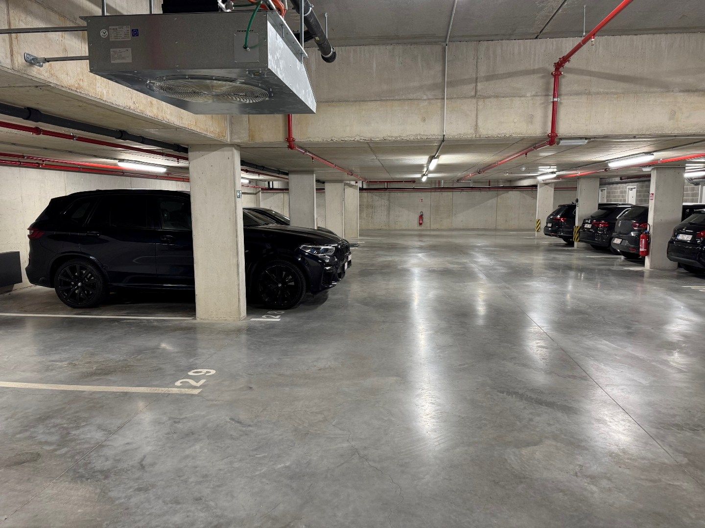 Centraal gelegen en makkelijk in te rijden autostandplaats foto 2