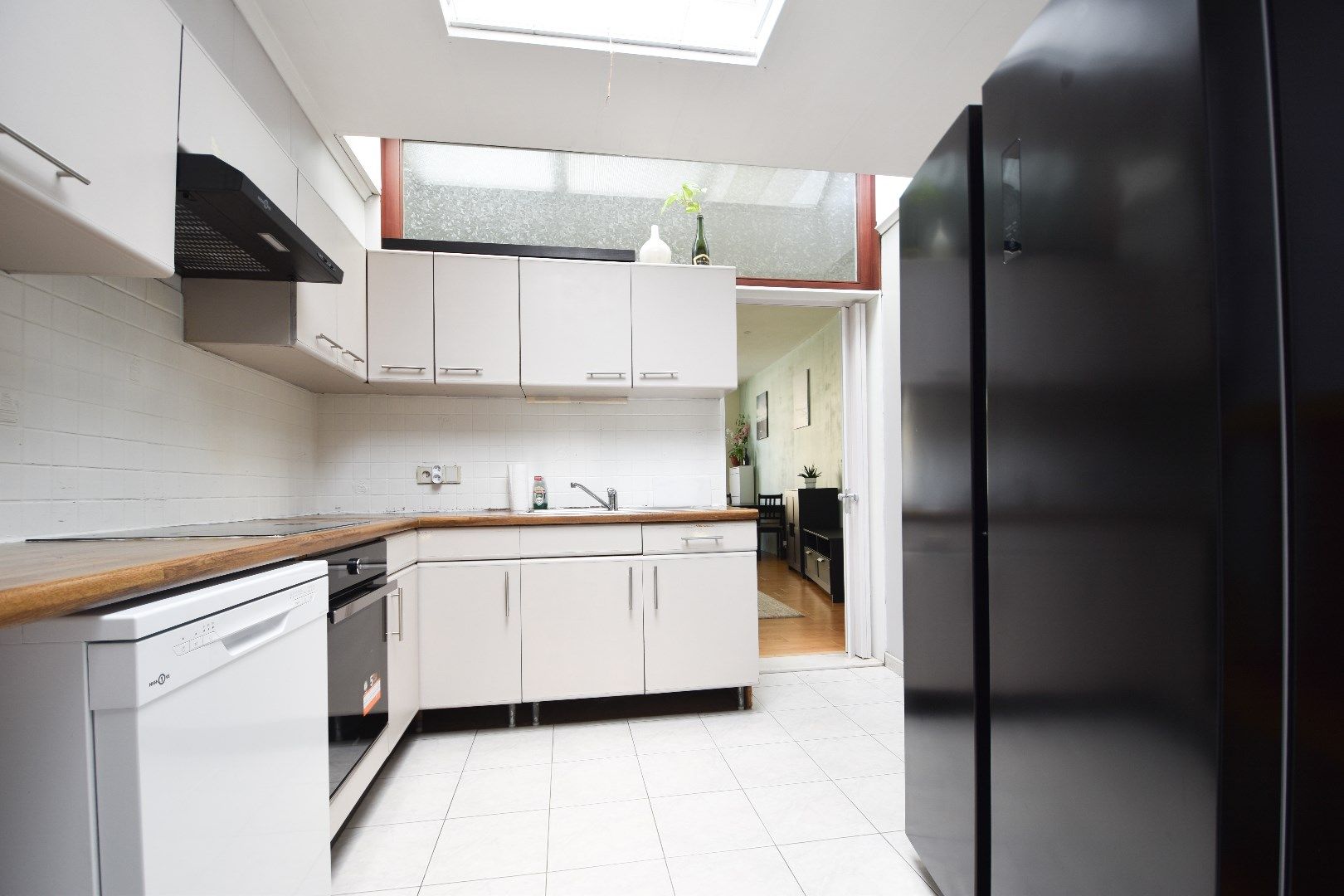 Bemeubelde woning op een toplocatie in Temse foto 5
