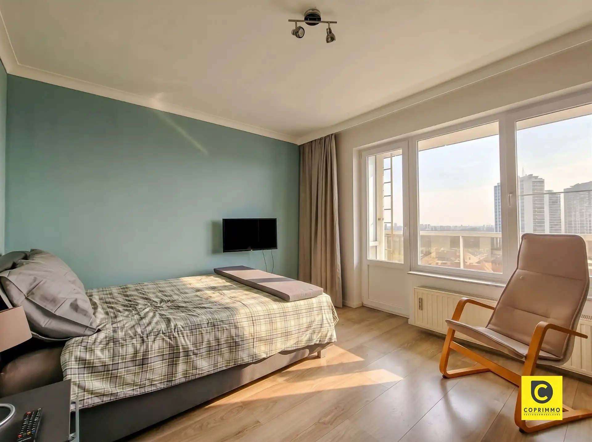 2 slaapkamer appartement met prachtig zicht! foto 16