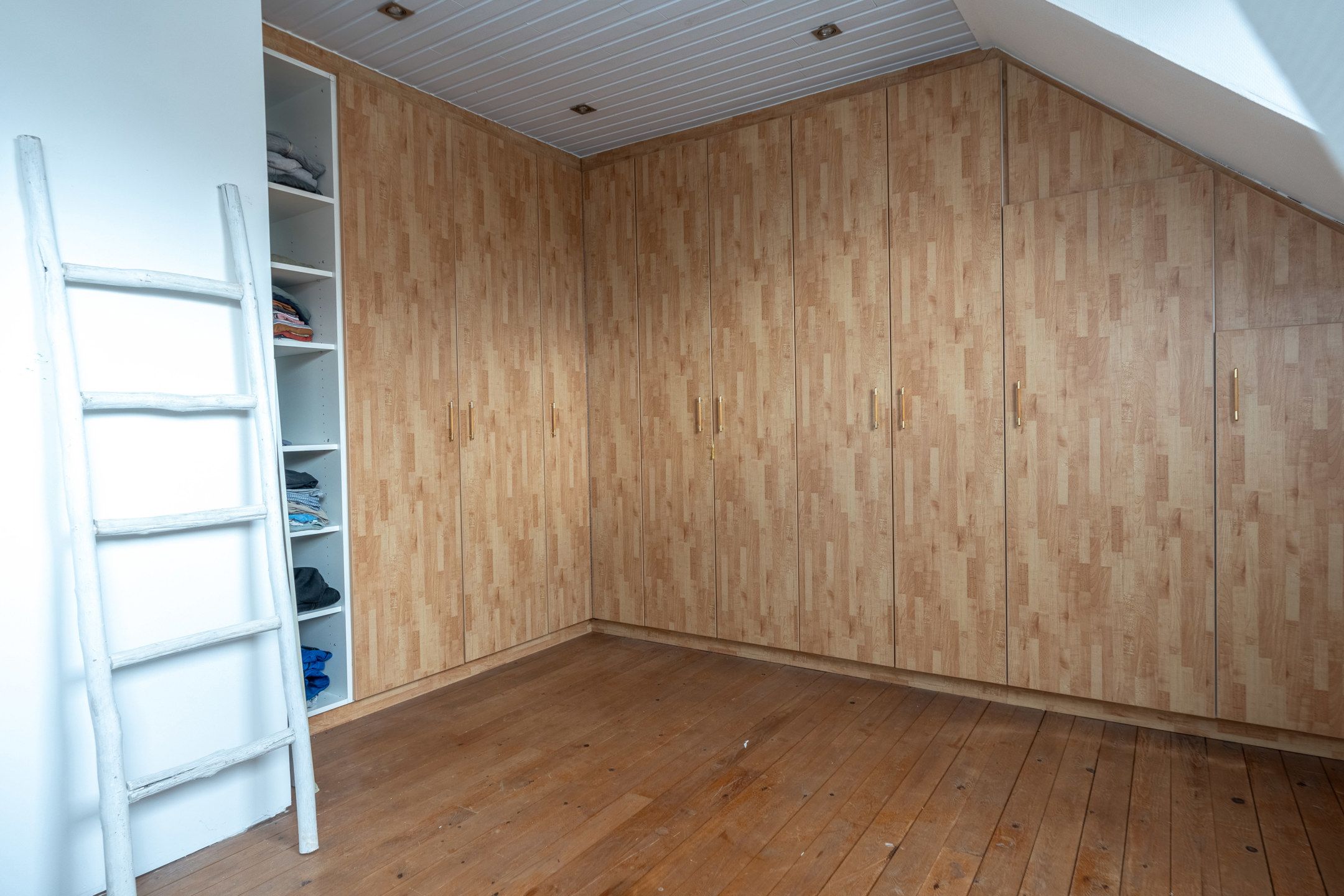 Verrassend ruime gezinswoning met praktijkruimte te Turnhout foto 23