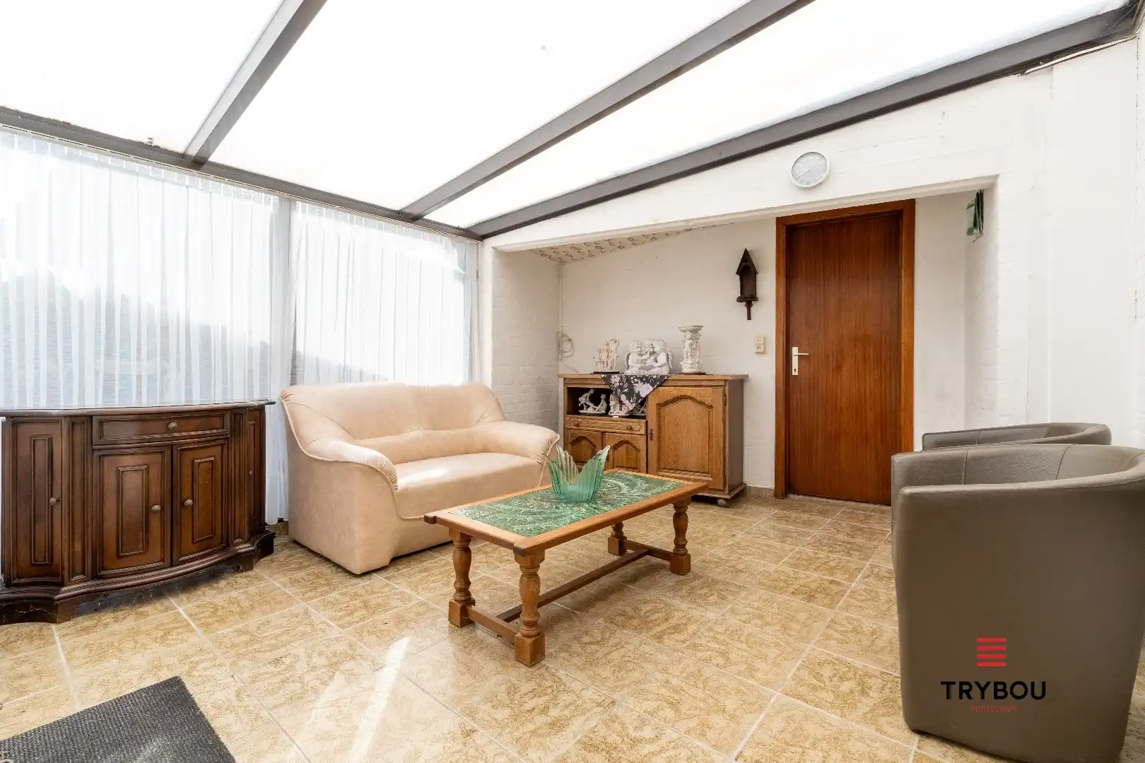 Verrassend ruime woning aan de rand van Houthulst op ruim perceel van 720m². foto 12