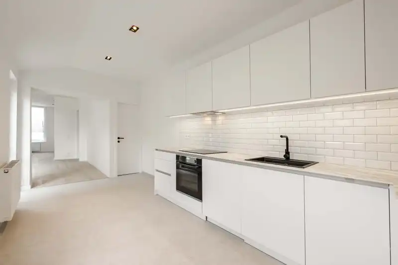 ✨Halfopen, volledig gerenoveerde gezinswoning met 3 slaapkamers TE KOOP in Rekkem! foto 10