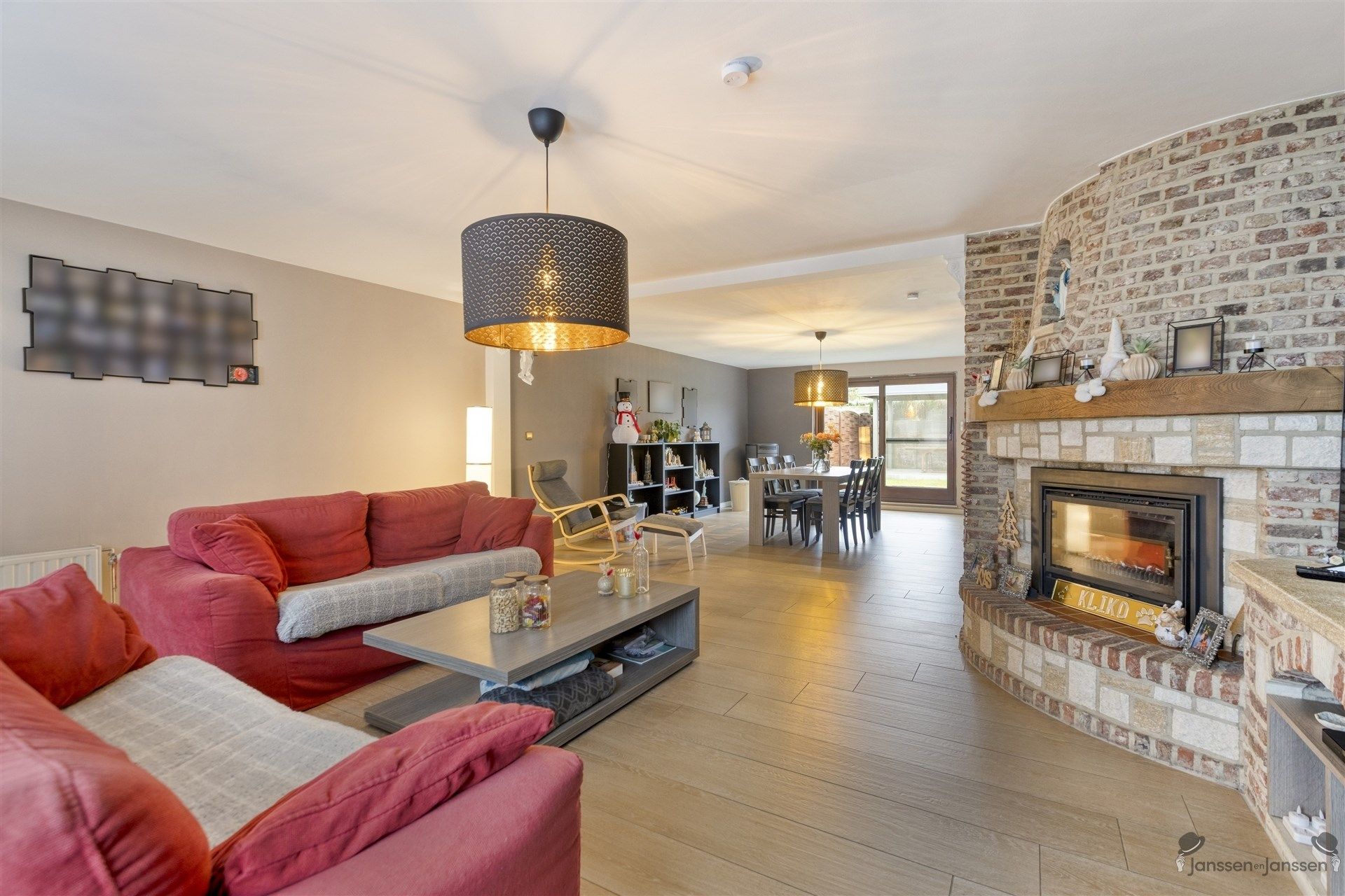 Instapklare recent vernieuwde gezinswoning foto 3