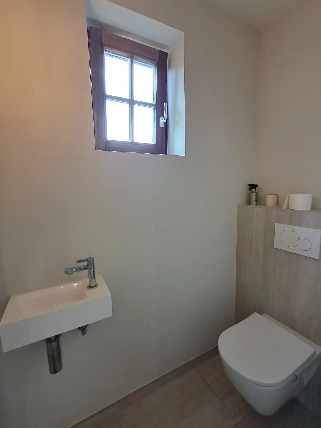 Ruime alleenstaande woning in Moerkerke foto 6