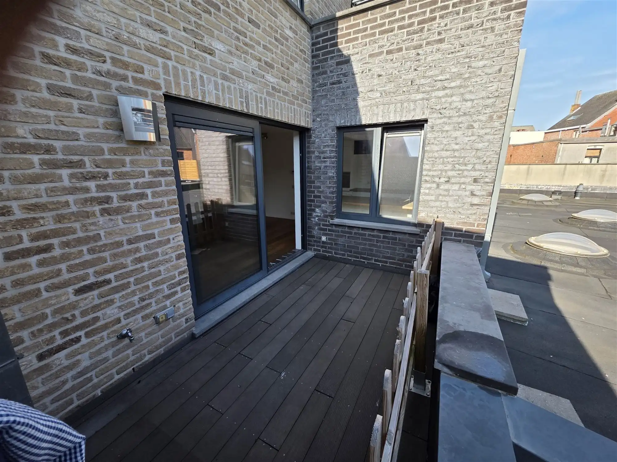 Charmant en recent appartement met zonneterras foto 9