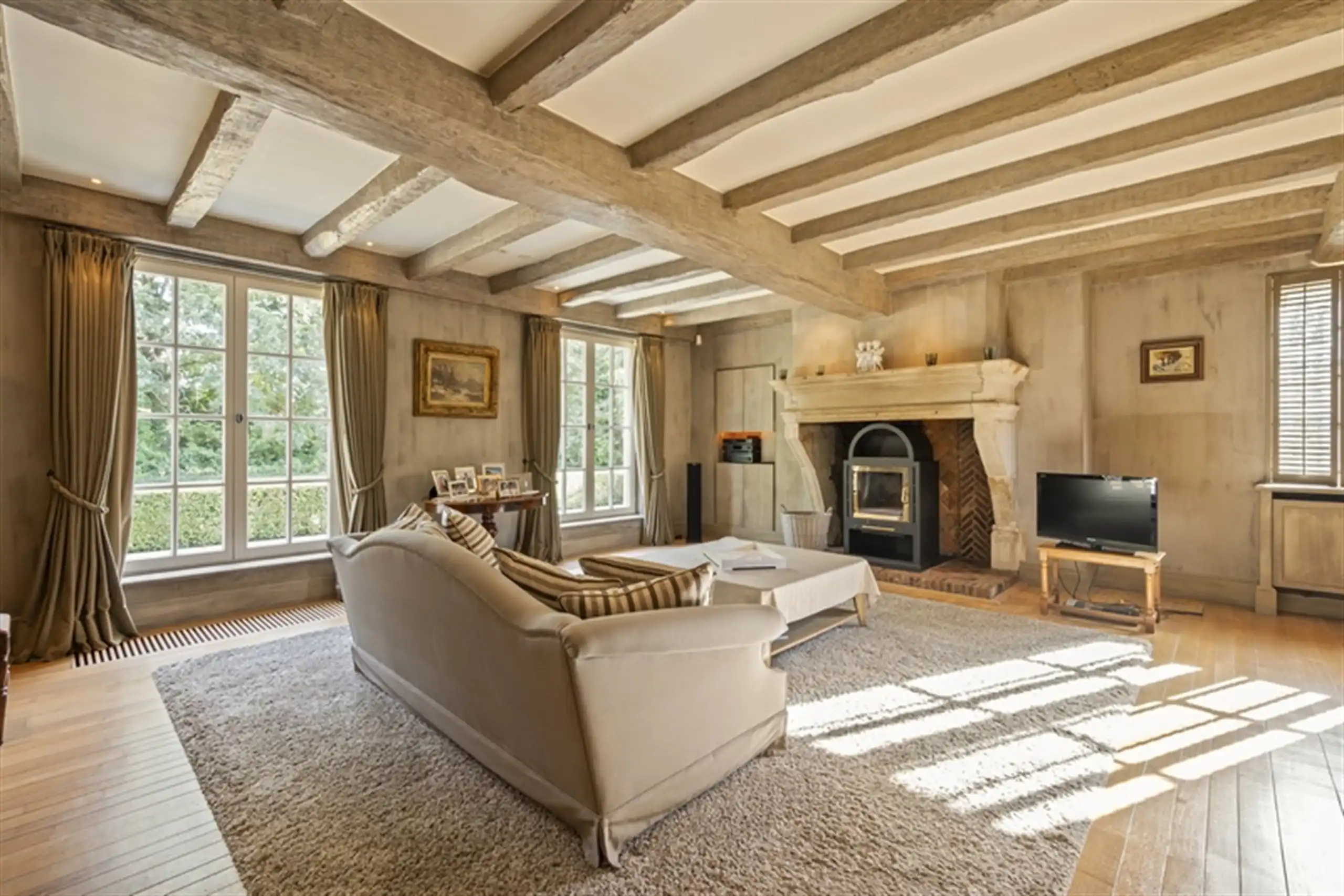 Kom binnen, kom dromen: royale eigendom op 3057 m² foto 5