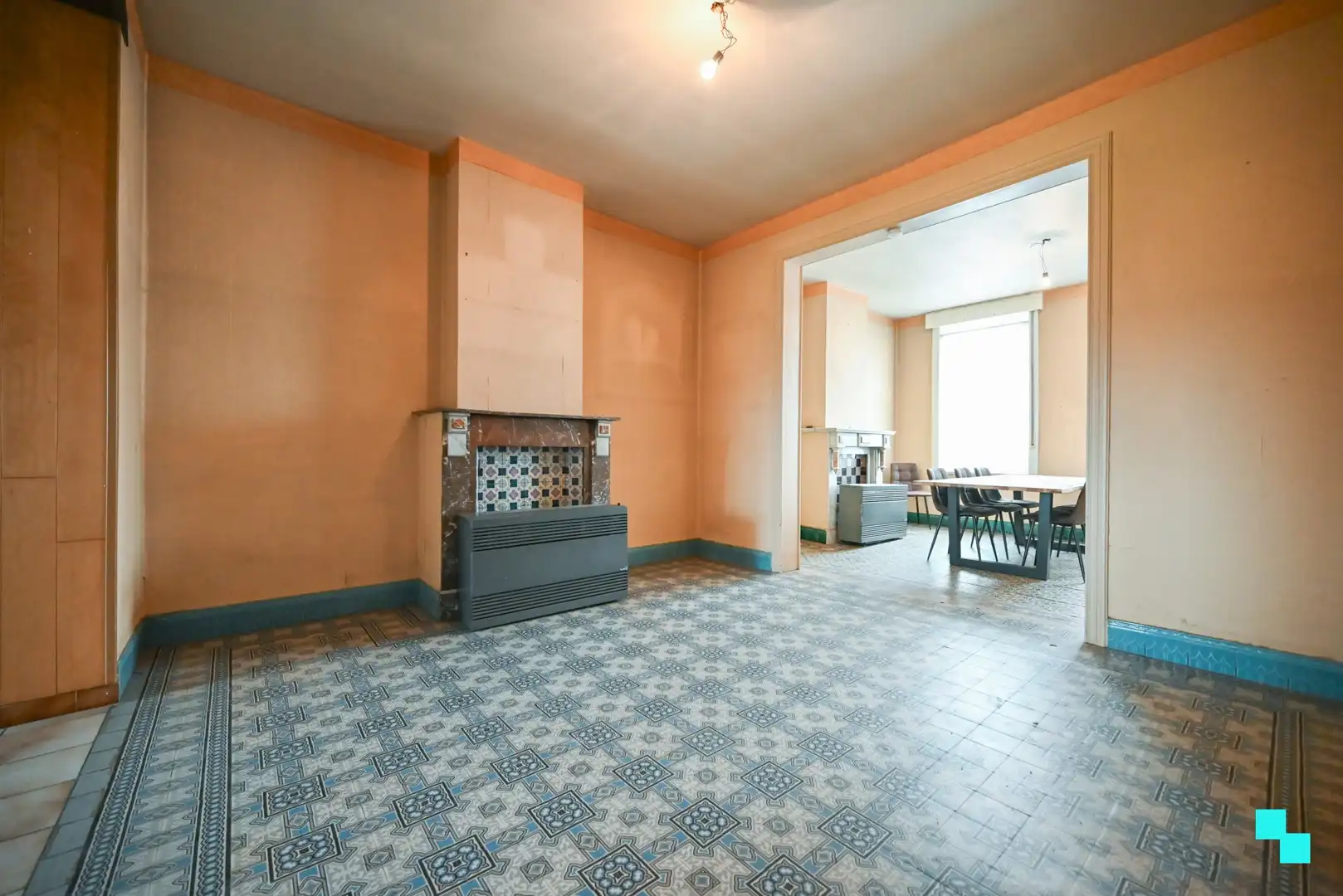 Te renoveren gezinswoning met ruime opslagruimte/garage foto 10