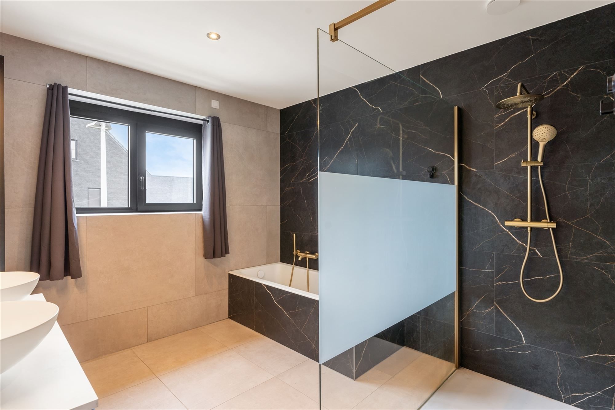 ENERGIEZUINIGE, KWALITATIEVE NIEUWBOUWWONING TE BALEN VERKOOP ONDER REGISTRATIE foto 14