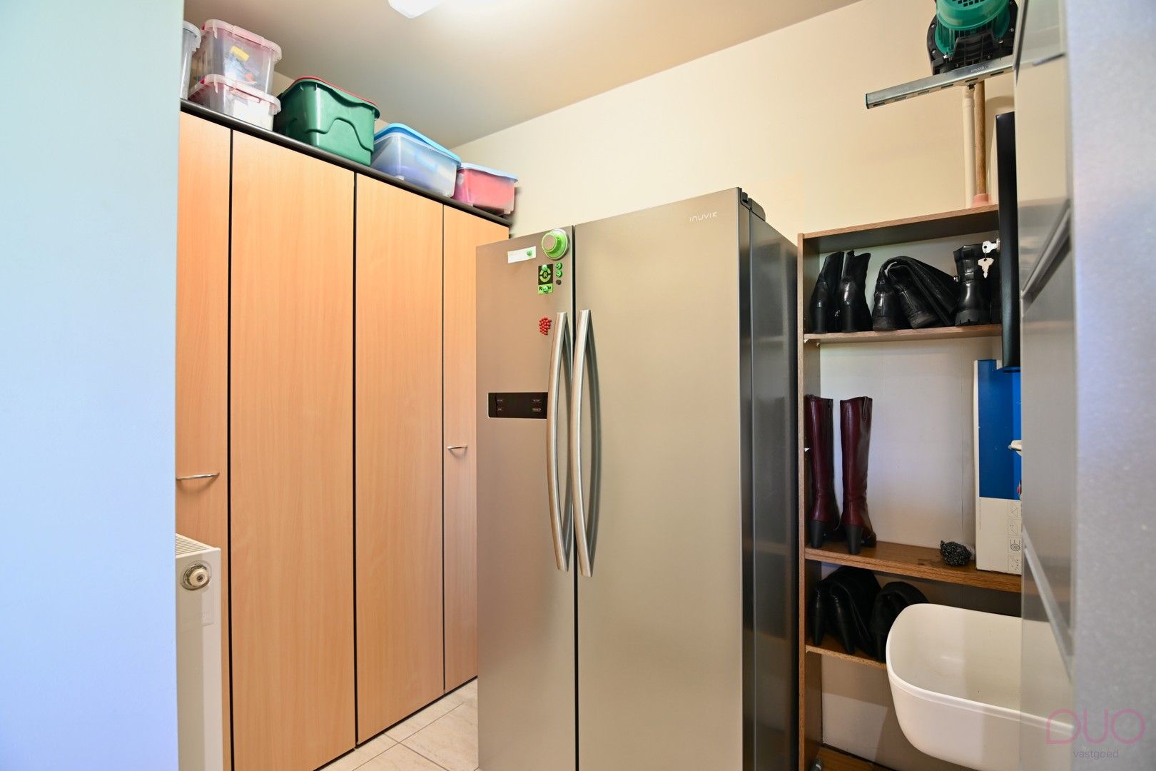 Rustig gelegen, instapklare halfopen bebouwing met 4 slaapkamers, vlakbij het centrum foto 25
