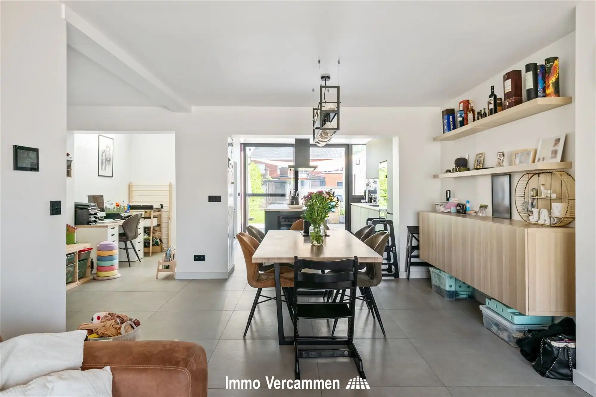 Recent gemoderniseerde woning te Sint-Katelijne-Waver foto 4