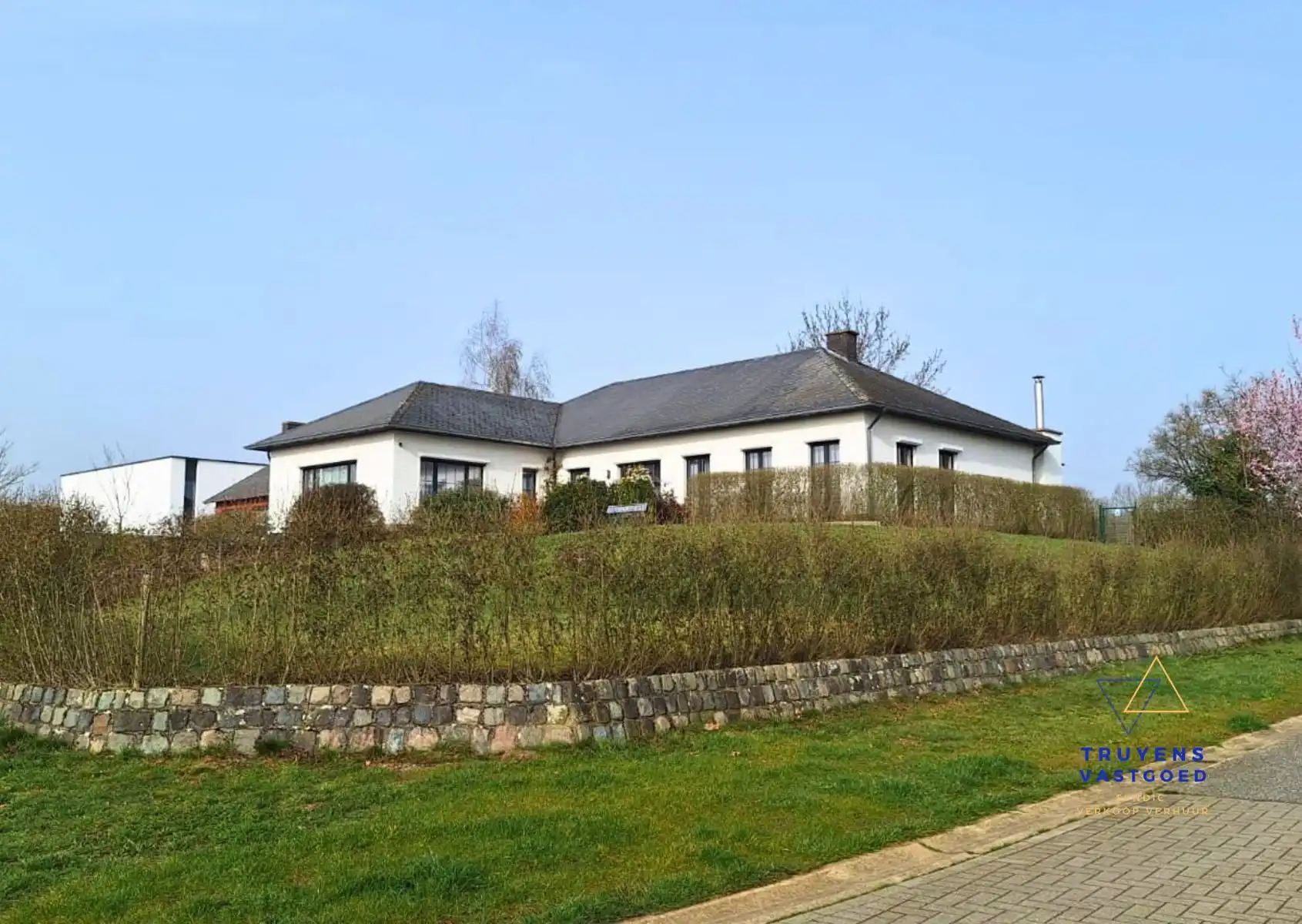 Villa te koop foto 28