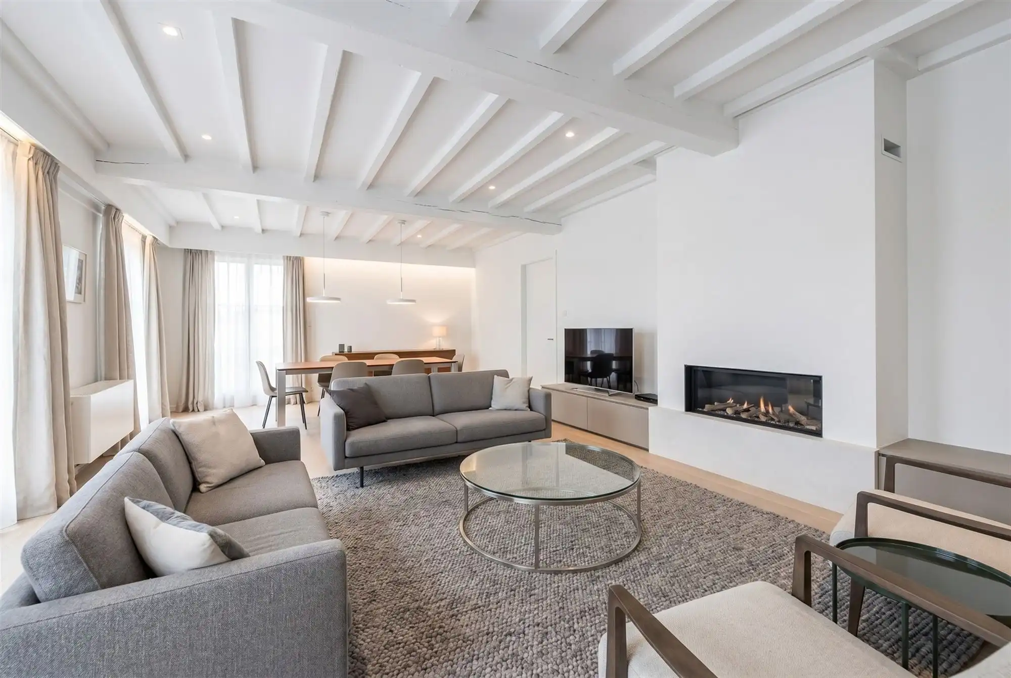 Ruime villa met 5+1 slaapkamers en kelder van 140m² foto 3