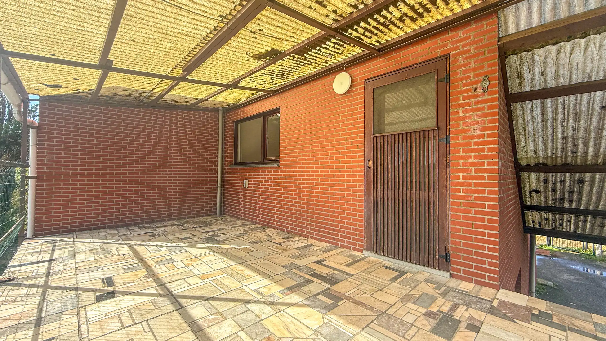 Ruime vrijstaande woning op 709 m² met veel potentieel! foto 56