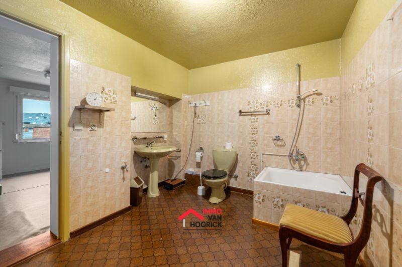 Woning met 4 slpkmrs en tuin foto 17