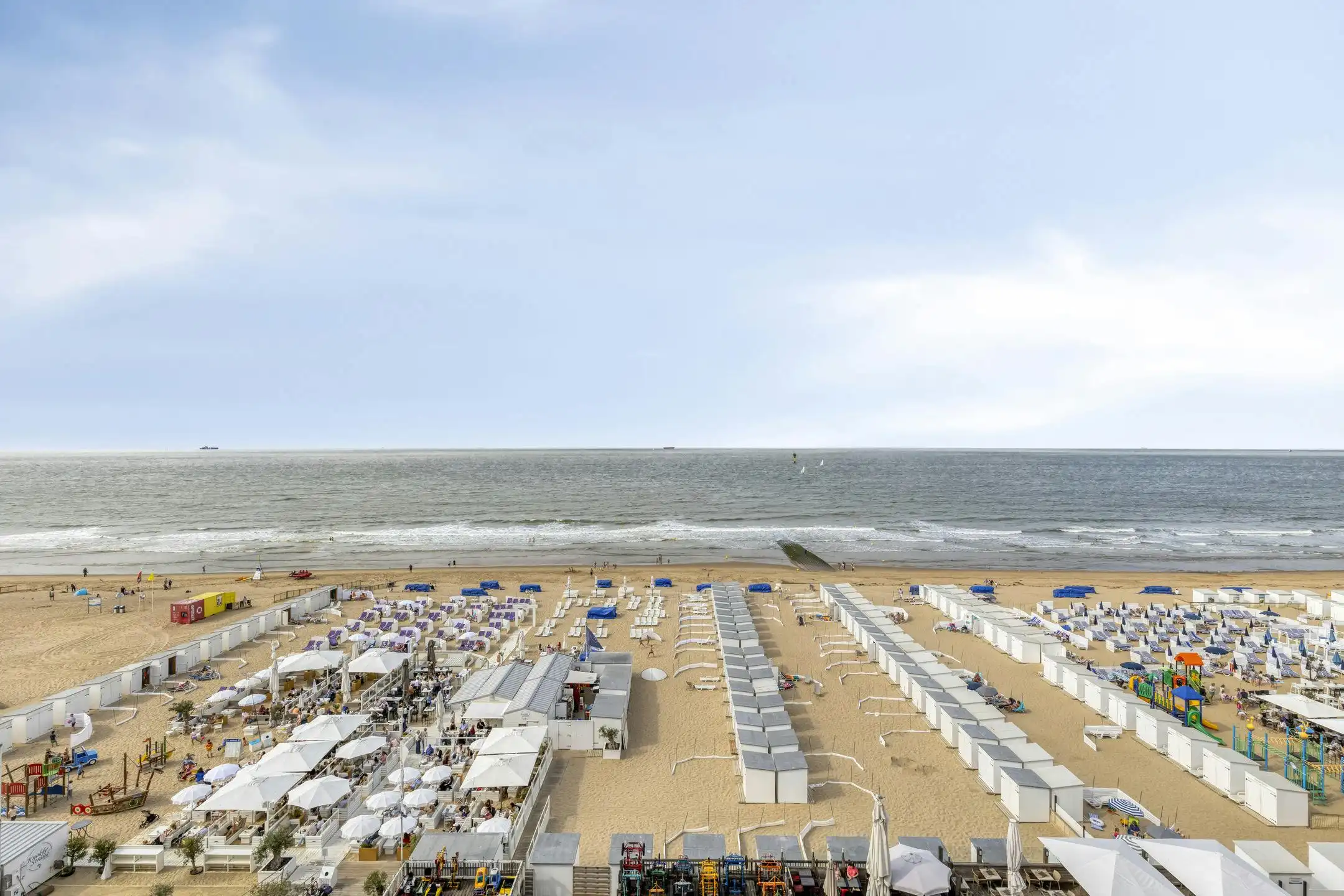 Appartement met frontaal zeezicht te koop nabij Knokke foto 3