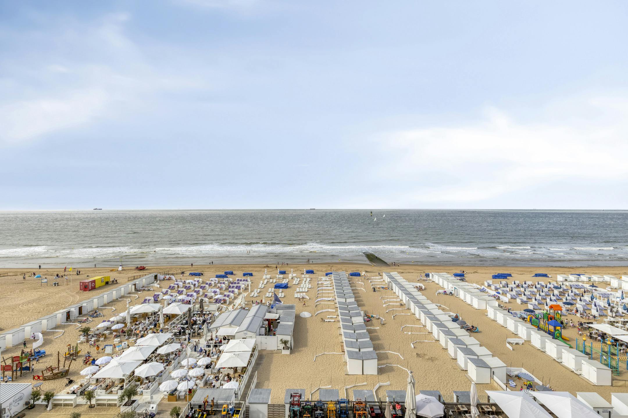 Appartement met frontaal zeezicht te koop nabij Knokke foto 3