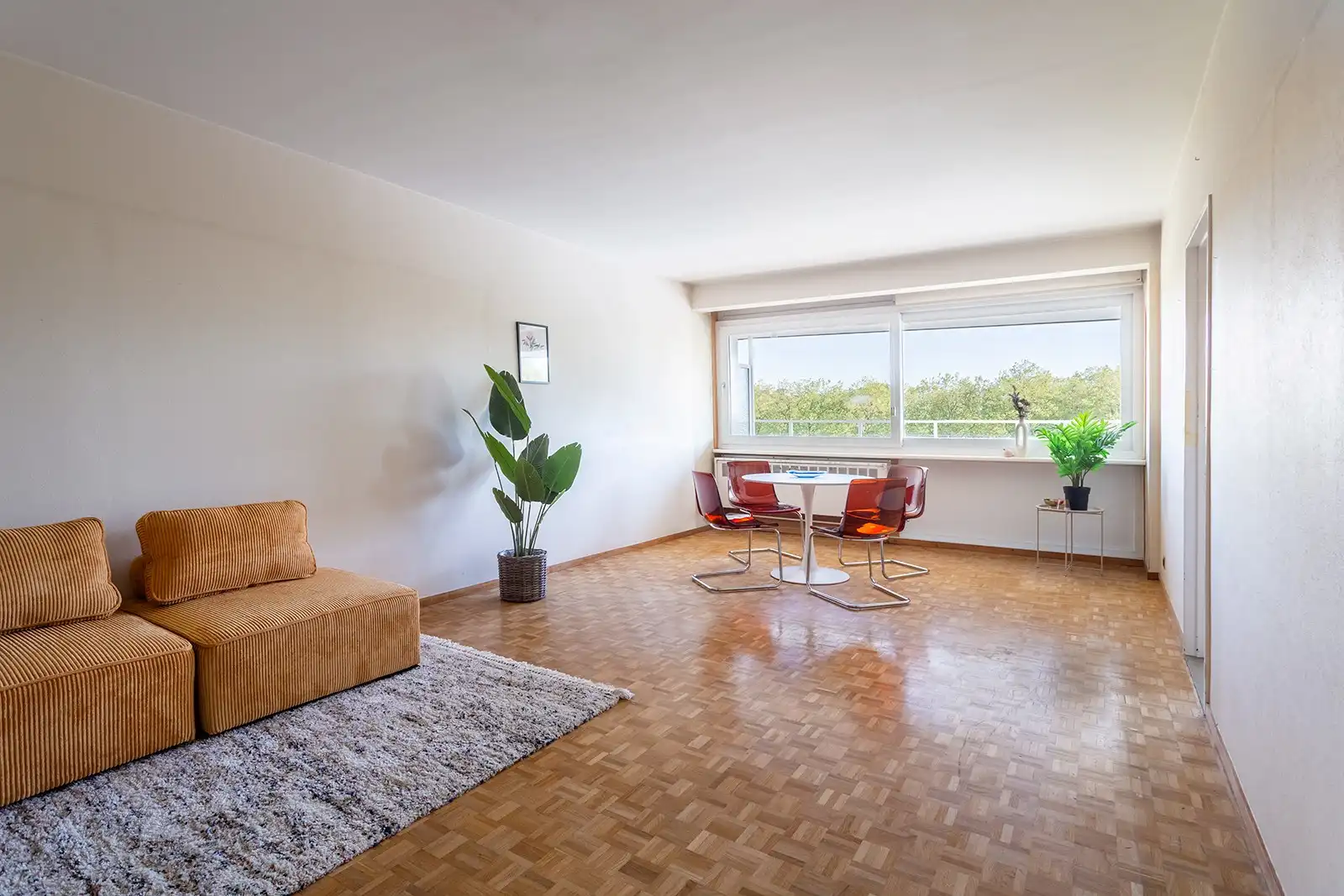 Appartement op de 4de verdieping met knap uitzicht foto {{pictureIndex}}