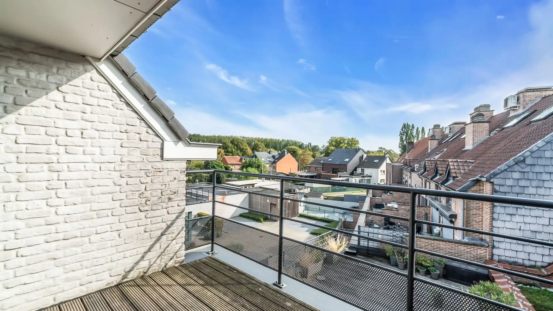 Unieke loft met terras en private parking. Uitstekende ligging aan de vernieuwde Markt. foto 11