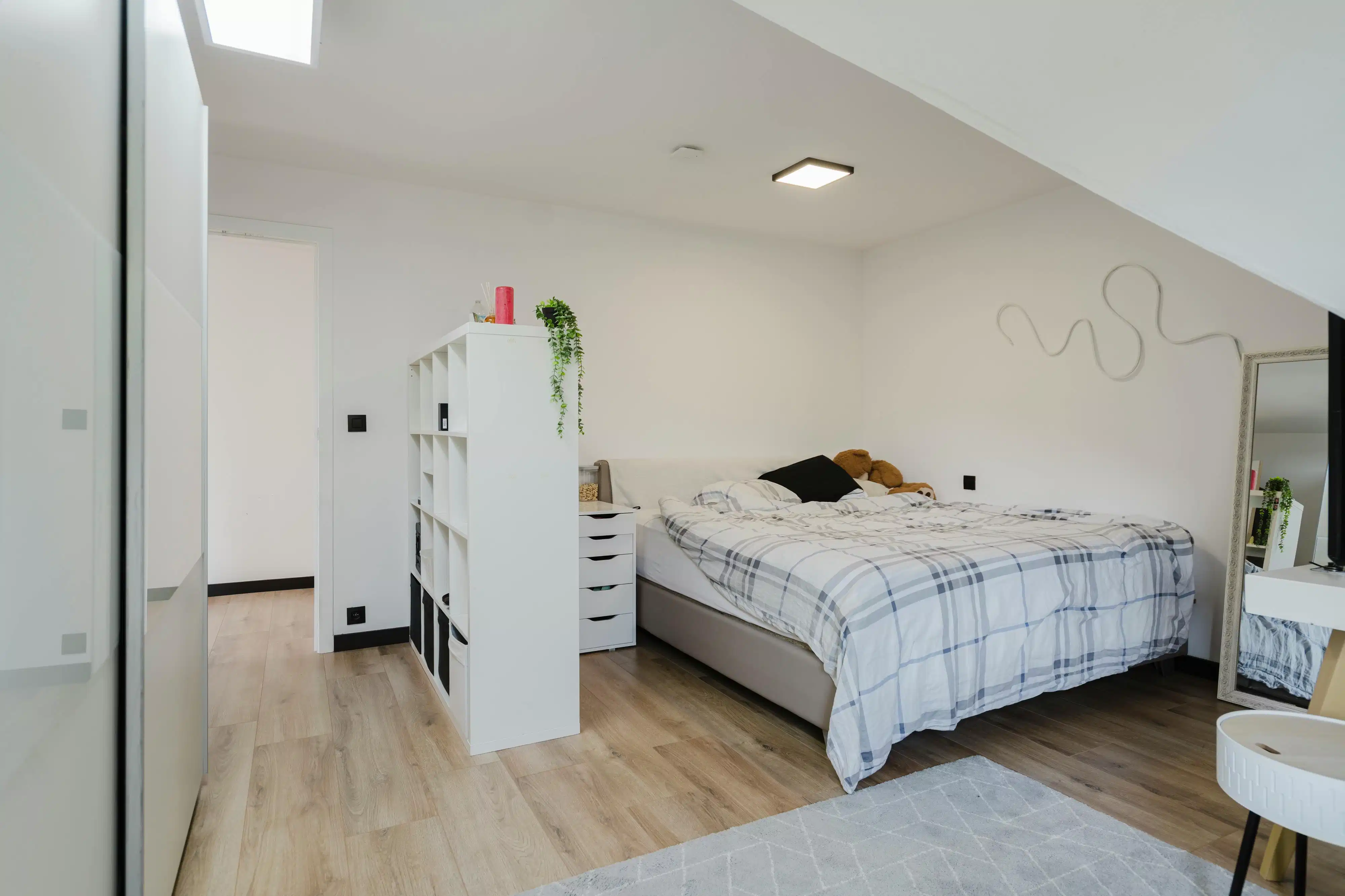 Ruime instapklare villa met praktijkmogelijkheid  foto 16