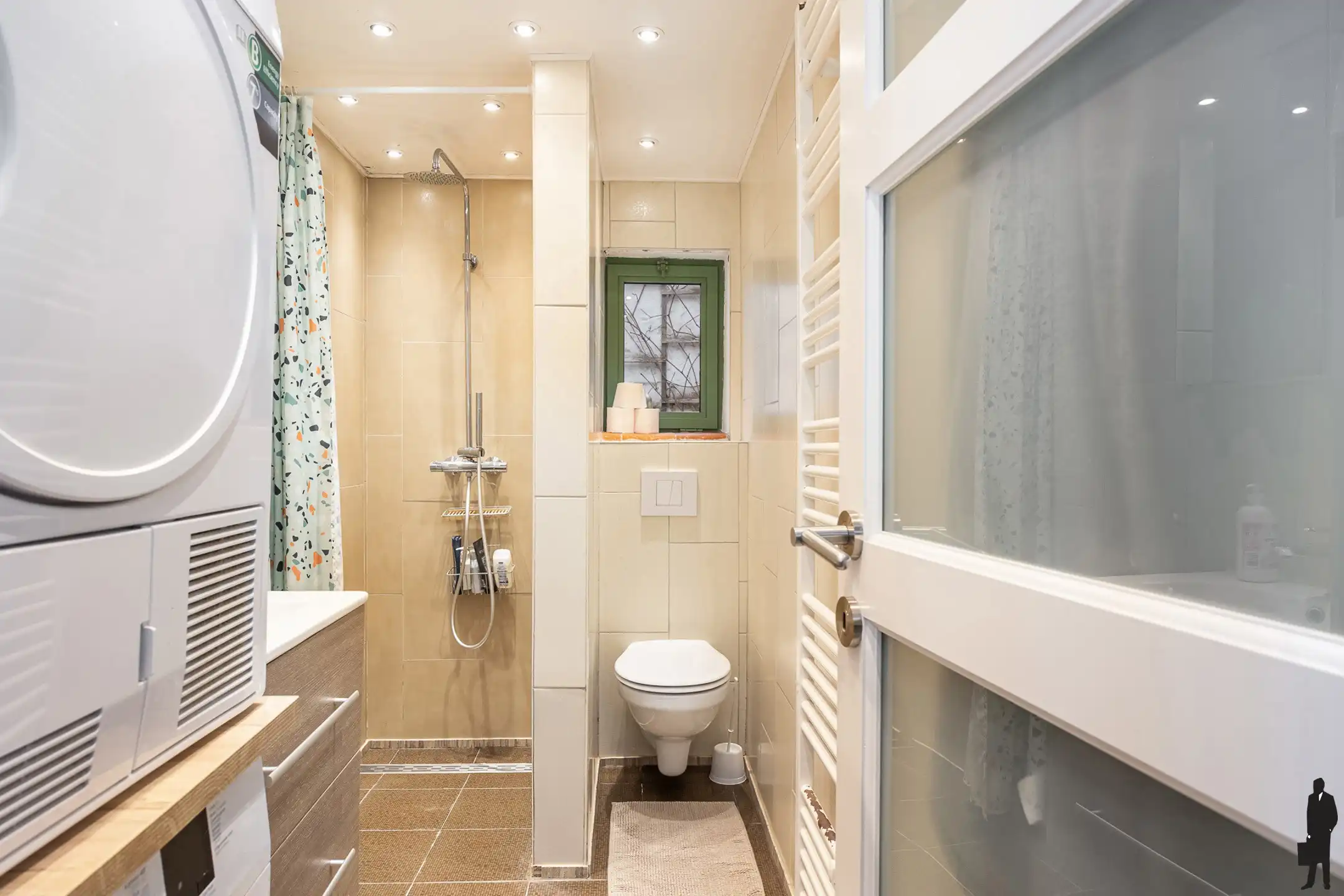 Instapklare woning met terras nabij het centrum van Zele foto 5