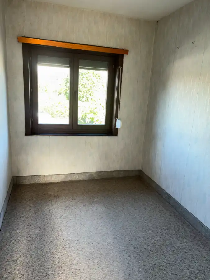 drie slaapkamer ééngezinswoning met garage en tuin foto 19