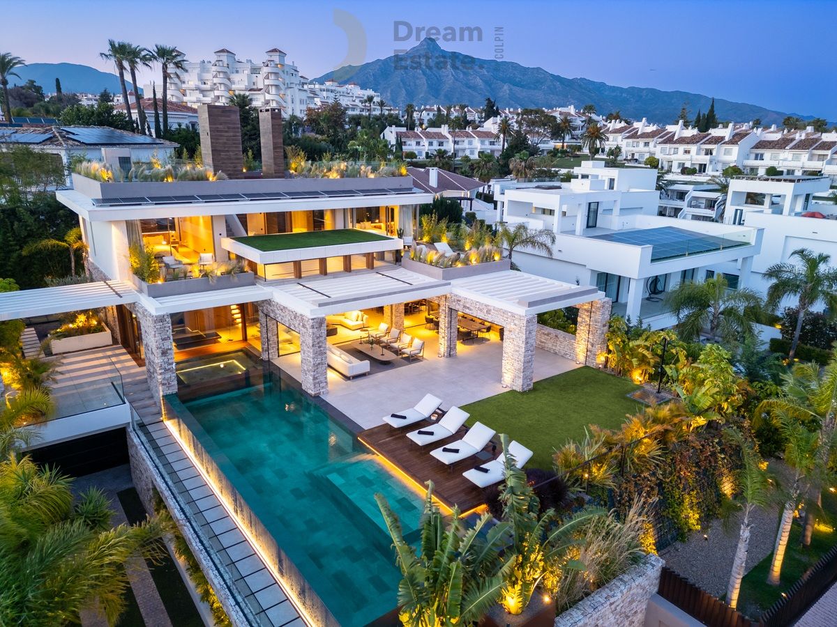 Schitterende villa op wandelafstand van Puerto Banús, Marbella foto 22